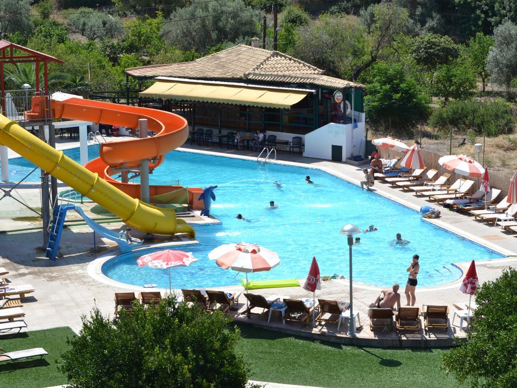 Kamares Apartments Εε Poros Town Extérieur photo