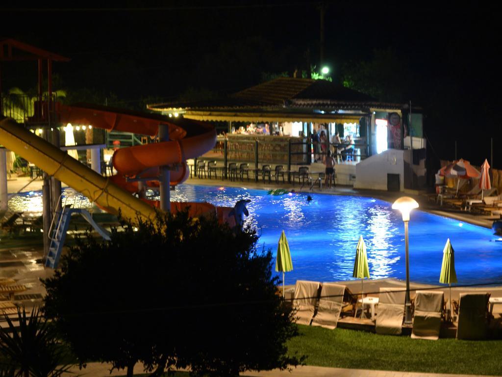 Kamares Apartments Εε Poros Town Extérieur photo